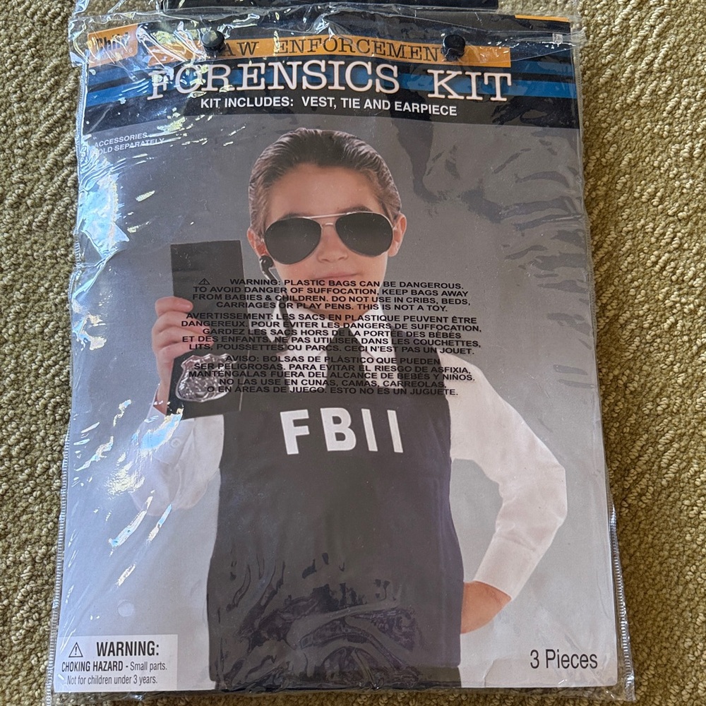 Kids Forensics Kit with Vest and Accessories